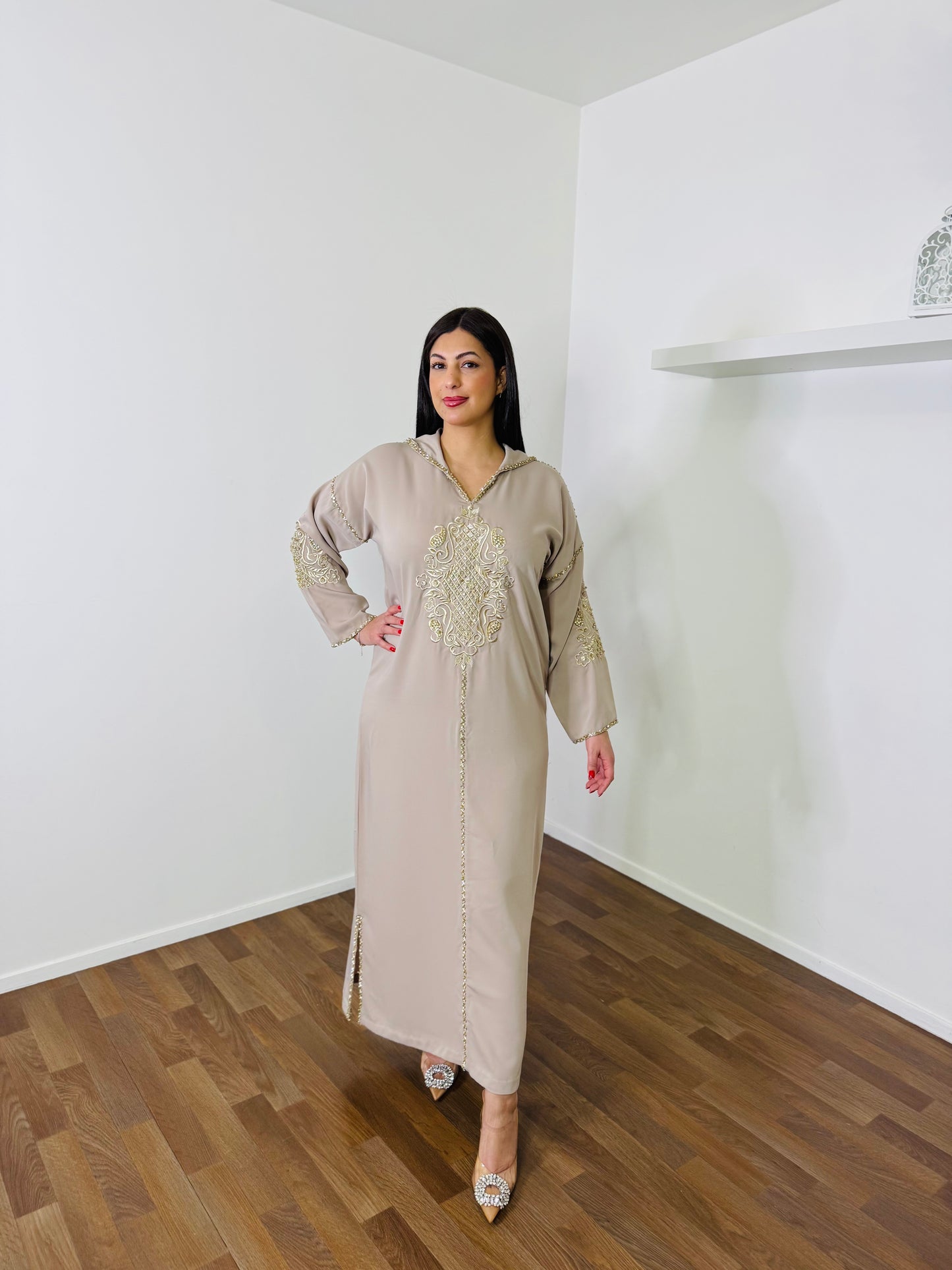 JELLABA BRODEES ET PERLEES BEIGE